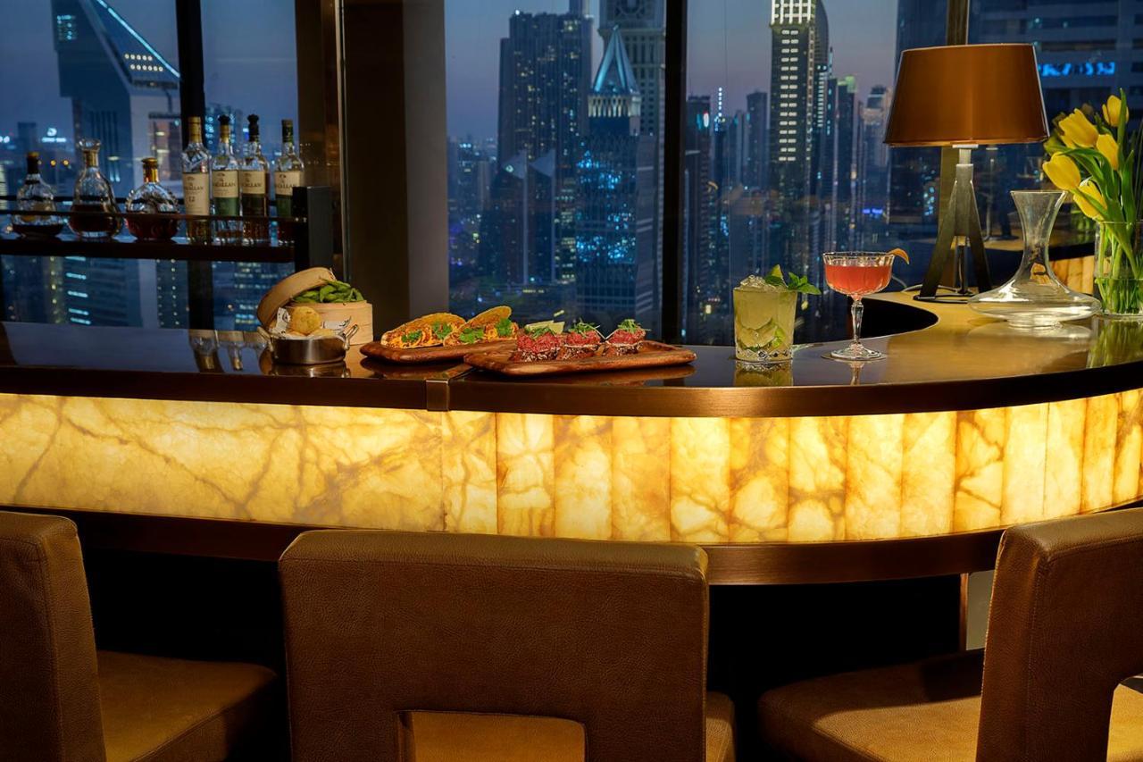 Nassima Tower Hotel Apartments Dubai Exterior foto The bar at the 39th floor