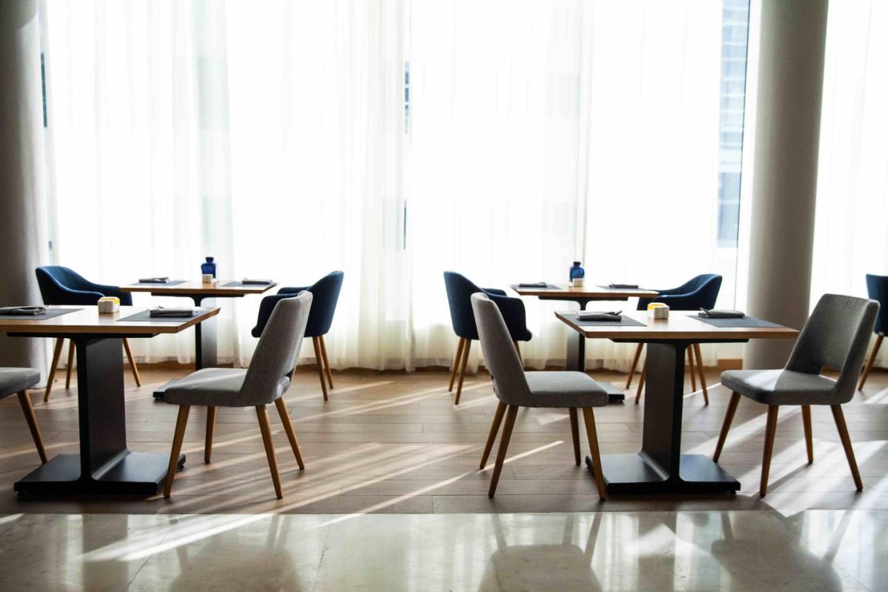 Nassima Tower Hotel Apartments Dubai Exterior foto The lounge at the airport
