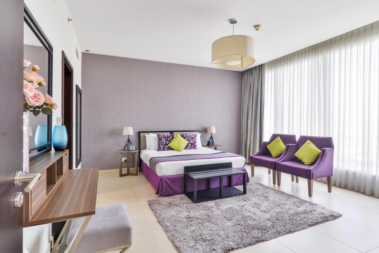 Nassima Tower Hotel Apartments Dubai Exterior foto A bedroom at the hotel