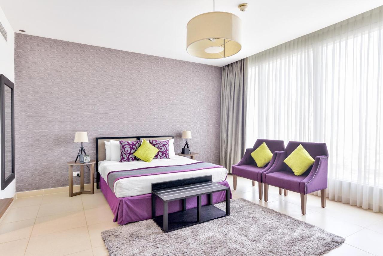 Nassima Tower Hotel Apartments Dubai Exterior foto A bedroom at the hotel