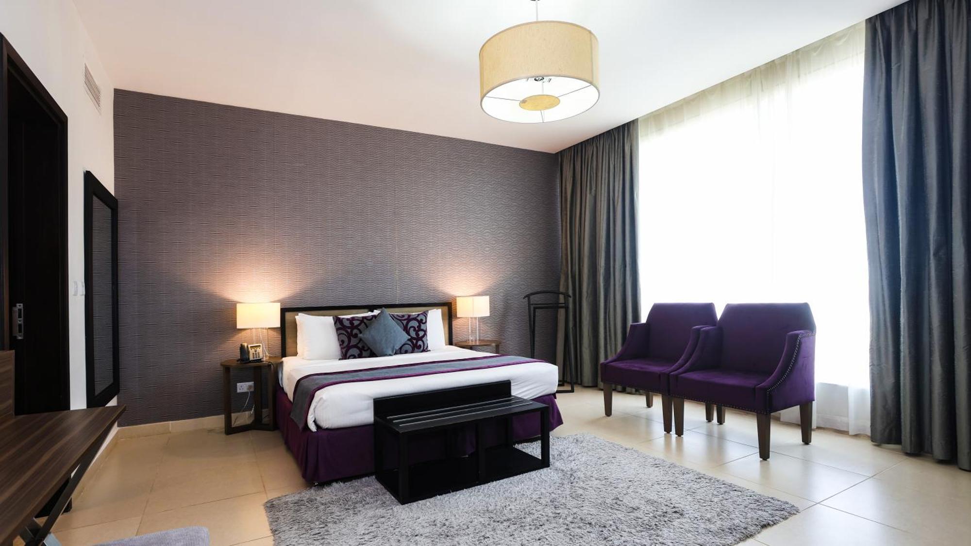 Nassima Tower Hotel Apartments Dubai Exterior foto A bedroom at the hotel