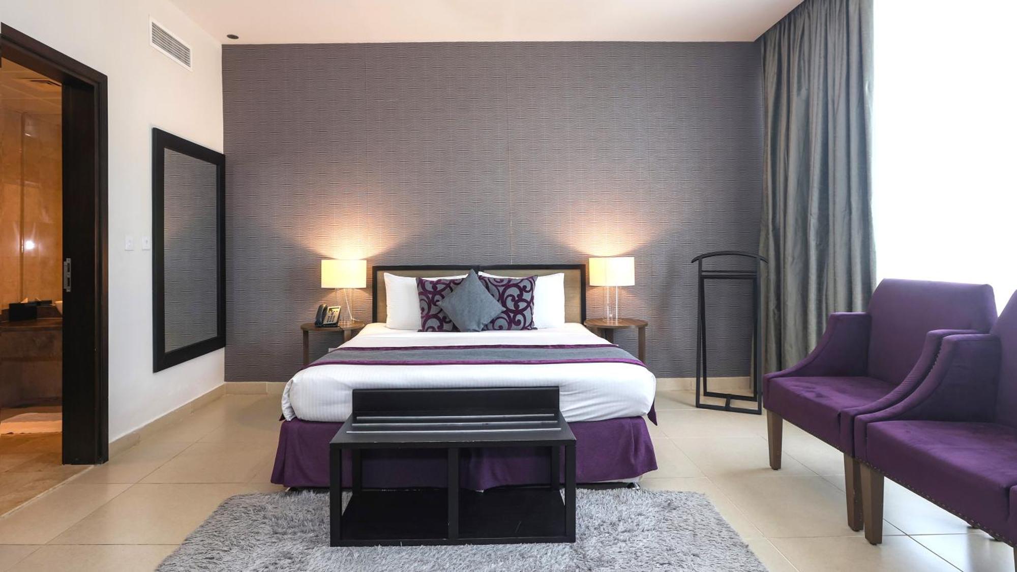 Nassima Tower Hotel Apartments Dubai Exterior foto A bedroom at the hotel